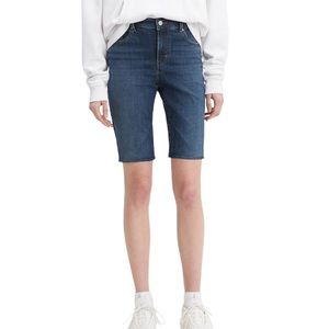 Levi’s Dark Wash Bermuda Shorts without Cuff 30